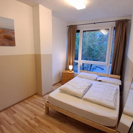 Hostal Max