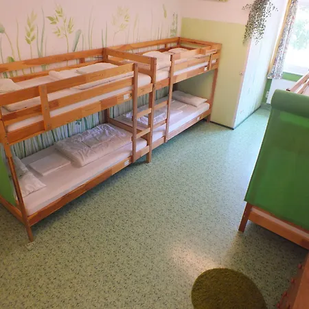Hostal Max *