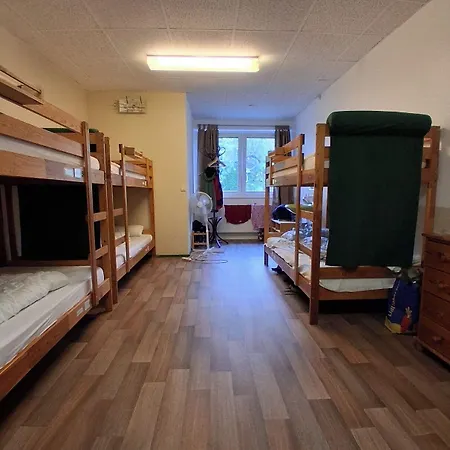 Hostel Max *